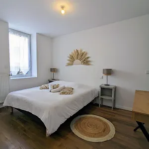 https://apt-douceur-roannaise.hotels-rhonealpes.com
